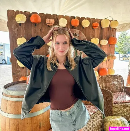 Mads Thompson Maddiiedee OnlyFans Thumbnail #pxFyXDyAYk