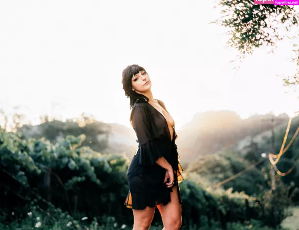 Madu Garbin OnlyFans Thumbnail #siebLt4sOc