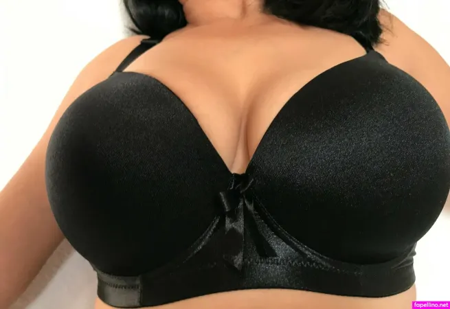 Madurachichona OnlyFans Thumbnail #vNSXCHXxyT