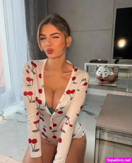 Madzialos OnlyFans Thumbnail #7FXtmT34MI