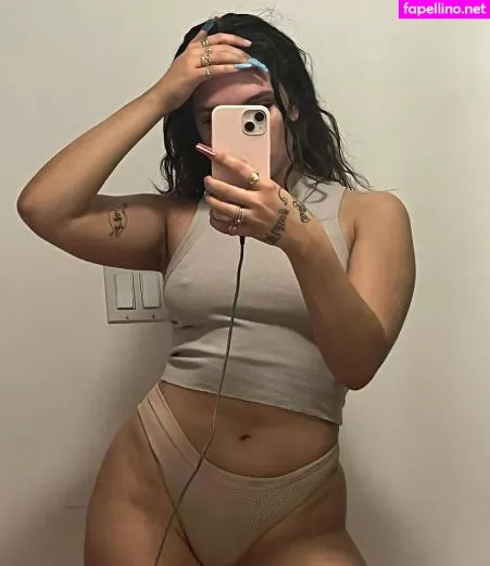 Mae Muller OnlyFans Thumbnail #1bhgju0iYG