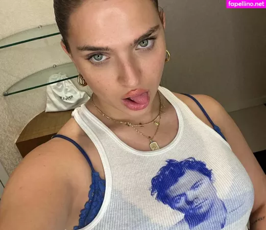 Mae Muller OnlyFans Thumbnail #3vQz9Pi0v5