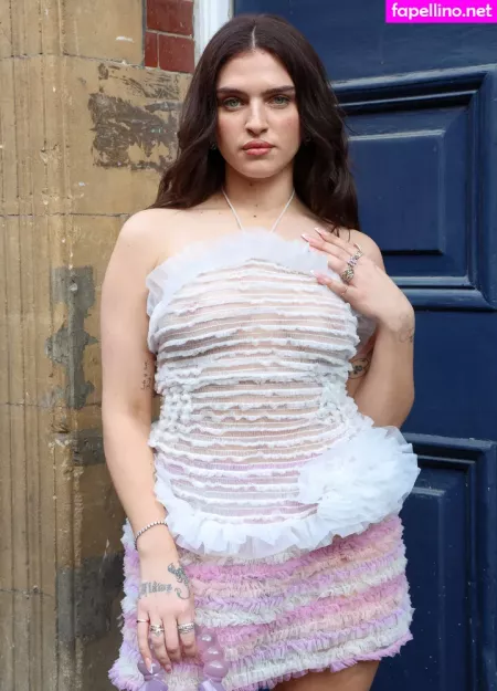 Mae Muller OnlyFans Thumbnail #KFDh6xh5fE