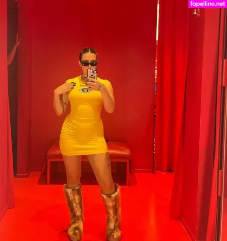 Mae Muller OnlyFans Thumbnail #L1KGUHrQDP