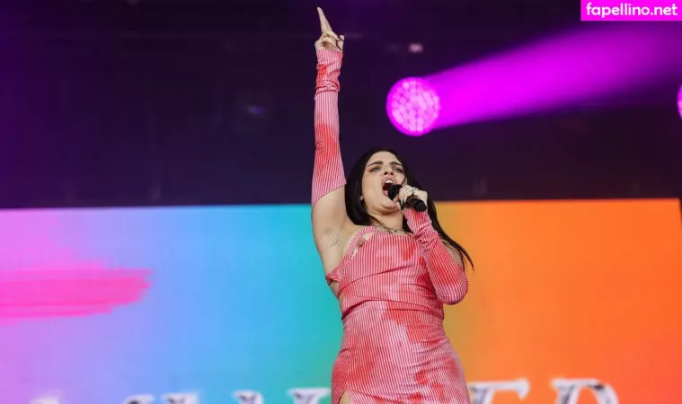 Mae Muller OnlyFans Thumbnail #LmdA2GFP2P