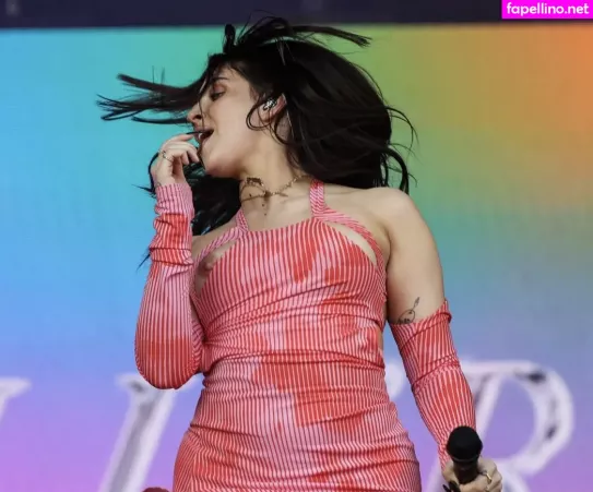 Mae Muller OnlyFans Thumbnail #NzzXMfjFjH