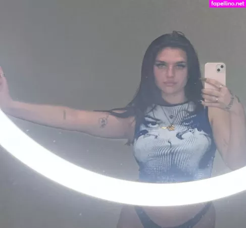 Mae Muller OnlyFans Thumbnail #lPGAMBYGDH