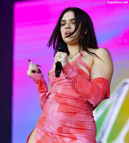 Mae Muller OnlyFans Thumbnail #moAJeelPj1