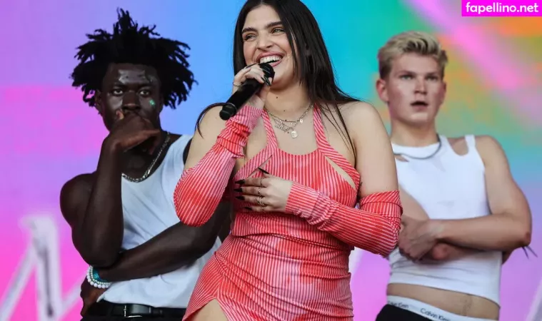 Mae Muller OnlyFans Thumbnail #nWEP21iauK