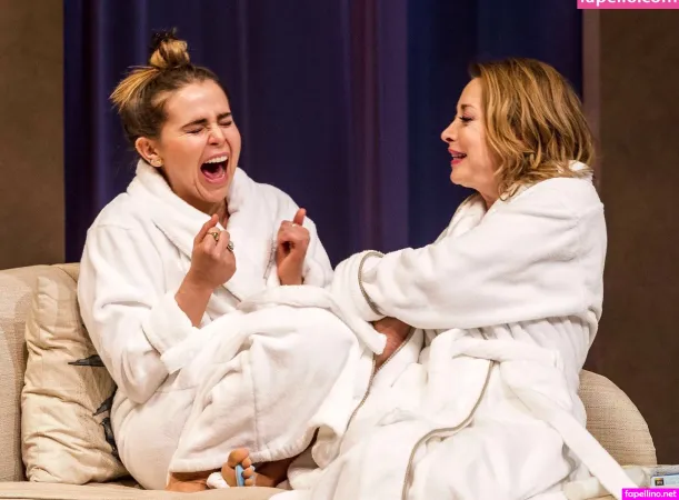 Mae Whitman OnlyFans Thumbnail #5CqgjRKL16