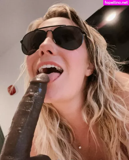 Maeblue OnlyFans Thumbnail #C5RDWAwt6m