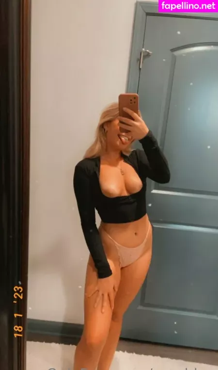 Maeblue OnlyFans Thumbnail #KYxGB3JtEH