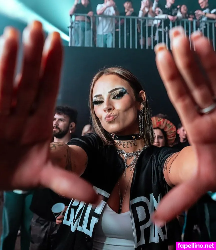 Bassbabe, callmebassbabe, maelie_vhd, mafiiabarbiie, melie_vhd Nude Leaked OnlyFans Photo #AA4ksTI8v7