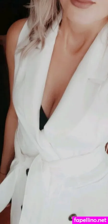 Maelisss01 OnlyFans Thumbnail #hMPH1oOOxx