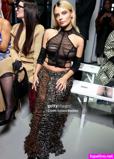 Maelle Pistoia OnlyFans Thumbnail #q6VcDshkJG
