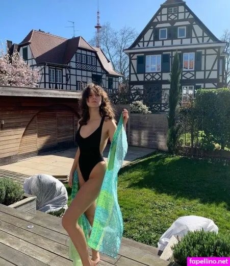 Maelys OnlyFans Thumbnail #7kj8DPyH5m