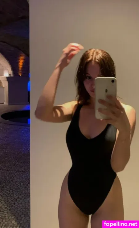 Maelys OnlyFans Thumbnail #7te8bmwPlc