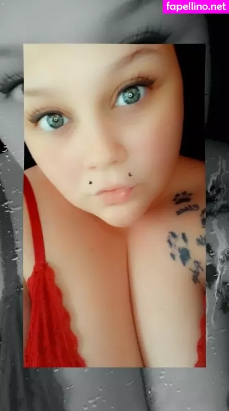 Maevevixey OnlyFans Thumbnail #ldKm9yL2Iv