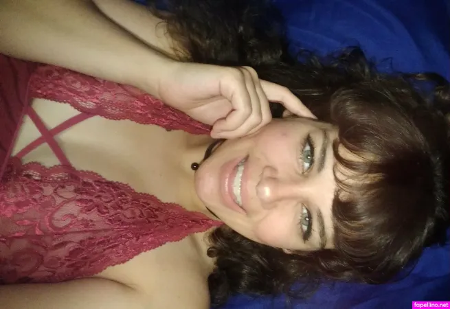 Maeybee Joness OnlyFans Thumbnail #BEXTnYMDw7