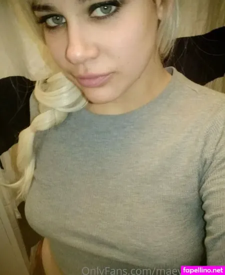 Maeybeejfree OnlyFans Thumbnail #MwAaoqwsmt