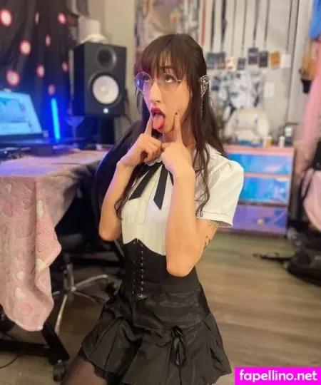 Maezi Kacey Maezi666 OnlyFans Thumbnail #ipRkambx9K