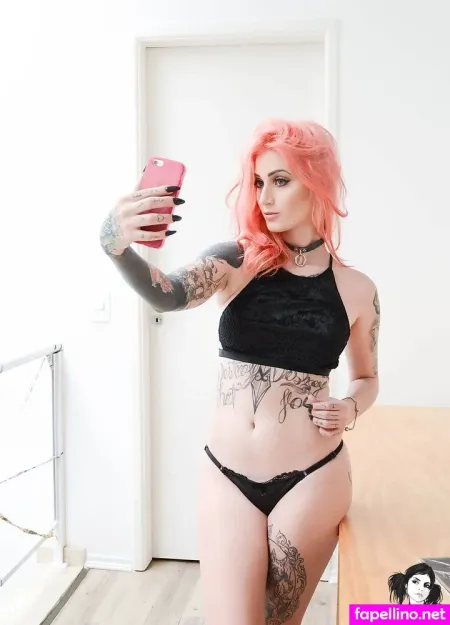 Mafarias OnlyFans Thumbnail #9aqnbtlgKr