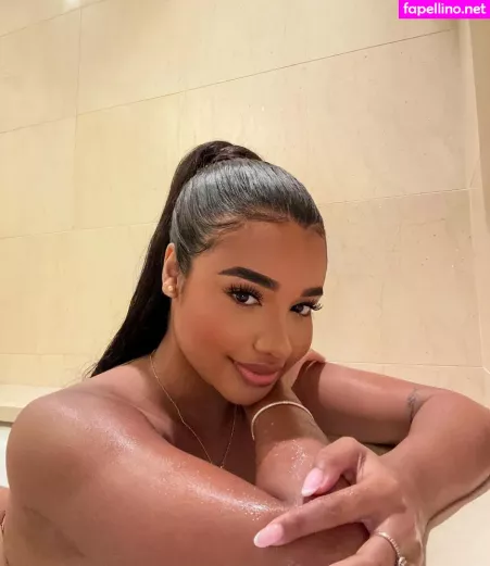 Mafe Ibarguen OnlyFans Thumbnail #N3arh24gng
