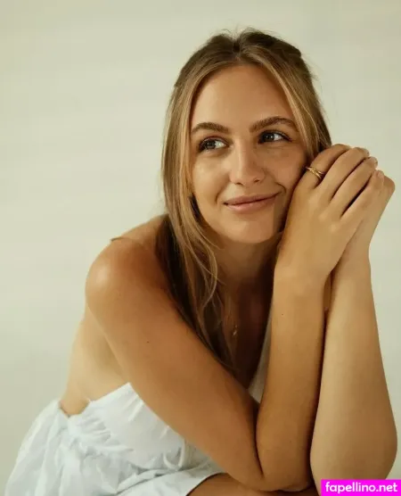 Magda Bereda OnlyFans Thumbnail #iV3uQ4CXI7