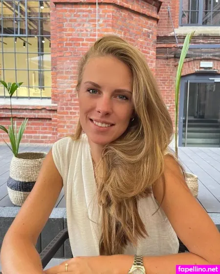 Magda Frech OnlyFans Thumbnail #WlSEtU06yC