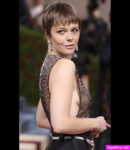 Maggie Rogers OnlyFans Thumbnail #KxQ5OJMkAi