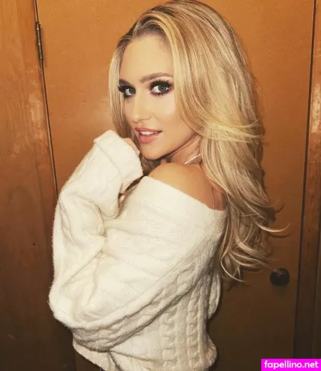 Maggie Sajak OnlyFans Thumbnail #7gNZJcKVde