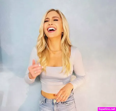 Maggie Sajak OnlyFans Thumbnail #ZCDbgvko1j