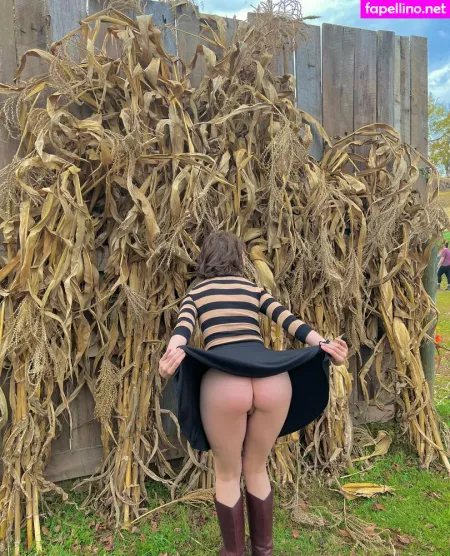 Maggienolia OnlyFans Thumbnail #6OM1GbP5yz