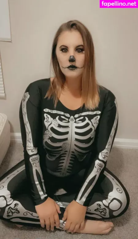 Maggiepiee OnlyFans Thumbnail #BxgmUItn1X