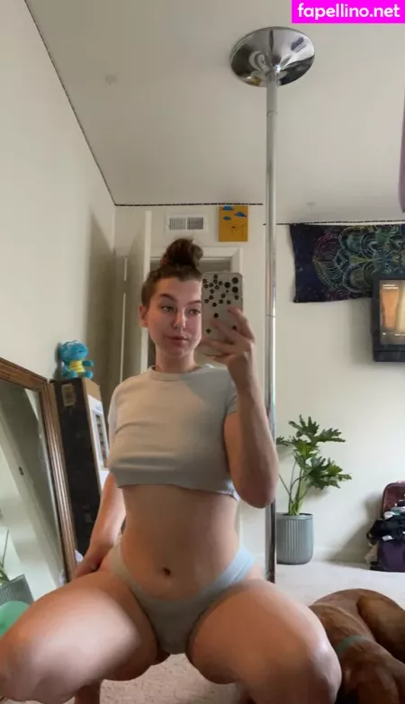 Maggierayelle OnlyFans Thumbnail #HA9WJrnADd