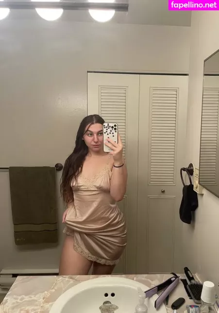 Maggierayelle OnlyFans Thumbnail #O7Vn8XQsZr
