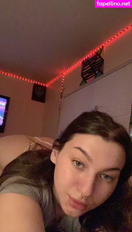 Maggierayelle OnlyFans Thumbnail #sFqw2n5lec