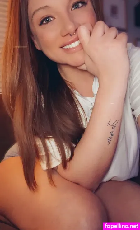 Maggiestarr OnlyFans Thumbnail #HnBGHoMa9T