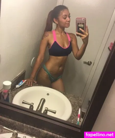 Magicamonicalove OnlyFans Thumbnail #PiF2cmuxlH