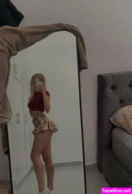 Magictinkerbella OnlyFans Thumbnail #JxopzcshMo