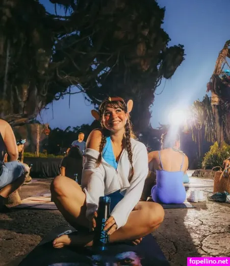 Magicwithmeg OnlyFans Thumbnail #lQ4pgrB3SF