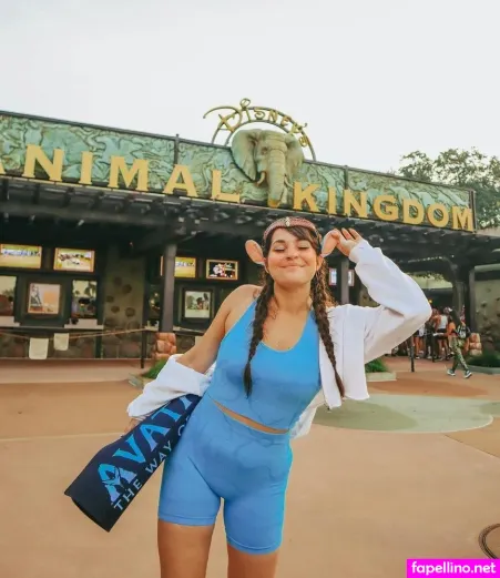 Magicwithmeg OnlyFans Thumbnail #vSnqe8UZWL