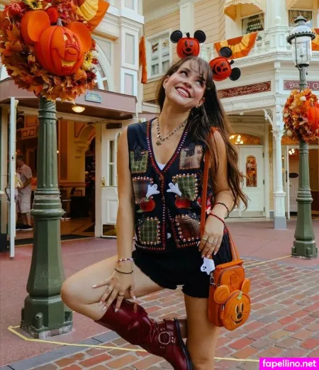 Magicwithmeg OnlyFans Thumbnail #y1tMHwDDKJ