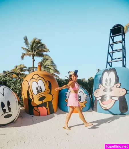 Magicwithmeg OnlyFans Thumbnail #zcEEVOOgfO