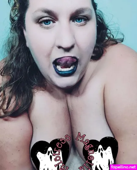 Magnoliablooms1603 OnlyFans Thumbnail #Vq6KUQ577S