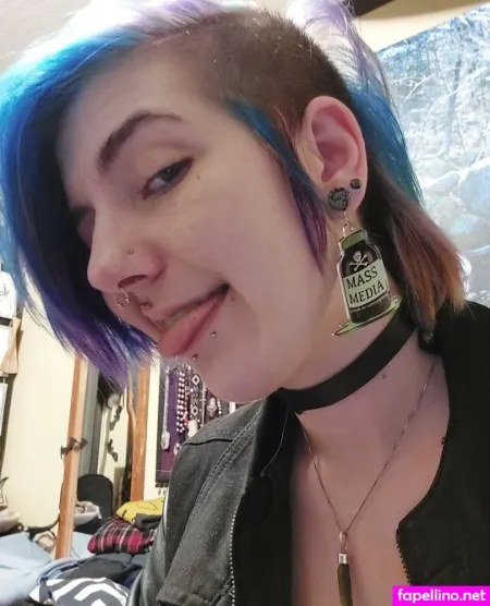 Magpiecrisisfree OnlyFans Thumbnail #NZrkiPkF86