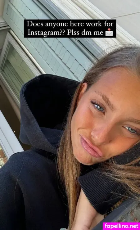 Magui Corceiro 1 OnlyFans Thumbnail #4DLUBsUn0V