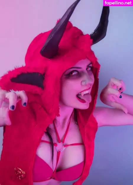 Magui Sunshine OnlyFans Thumbnail #Vio1DanaaQ