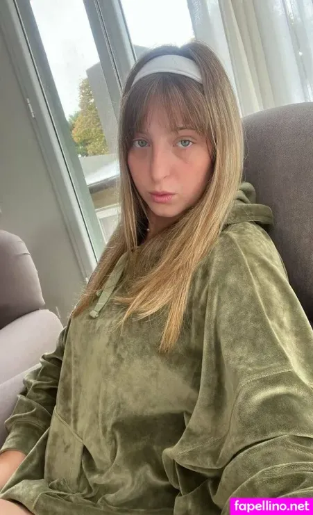 Maguiqueensex OnlyFans Thumbnail #udBej0lnHA