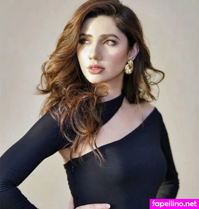 Mahira Khan Nude Leaked OnlyFans Photo #2e5PwEsdzv